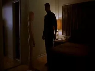 همسر روی گربه روی فیلم سکسی برازرس چاق شوهر بالغ خود نشسته و مانند یک گاوچران هتل سوار می شود