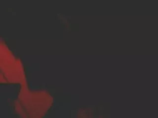 یک مرد سیاه پوست با دیک ضخیم عوضی سفید را در دهان او قرار داد و سپس او را فیلمهای سکسی برازرس بر روی تخت پاره کرد